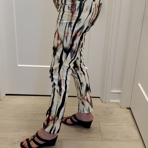 Nicole Miller Artelier Multicolour stretch denim pants - Picture 4 of 8